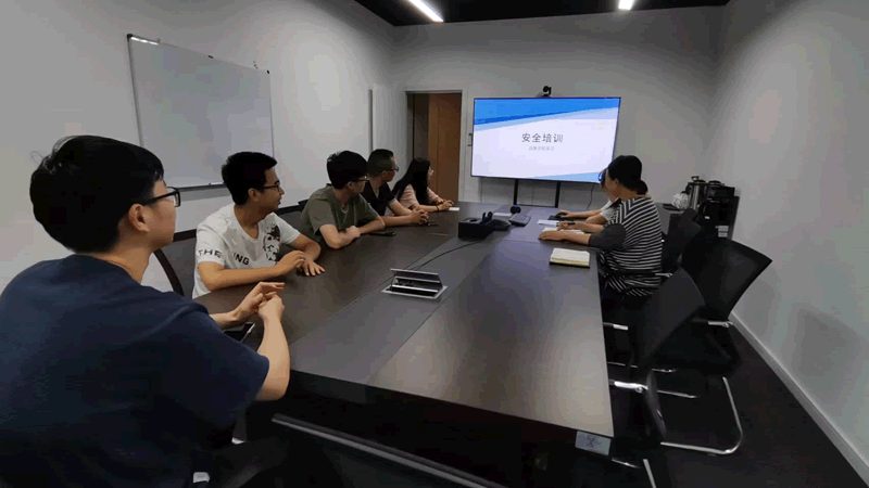 小标题：考察团队的专业能力