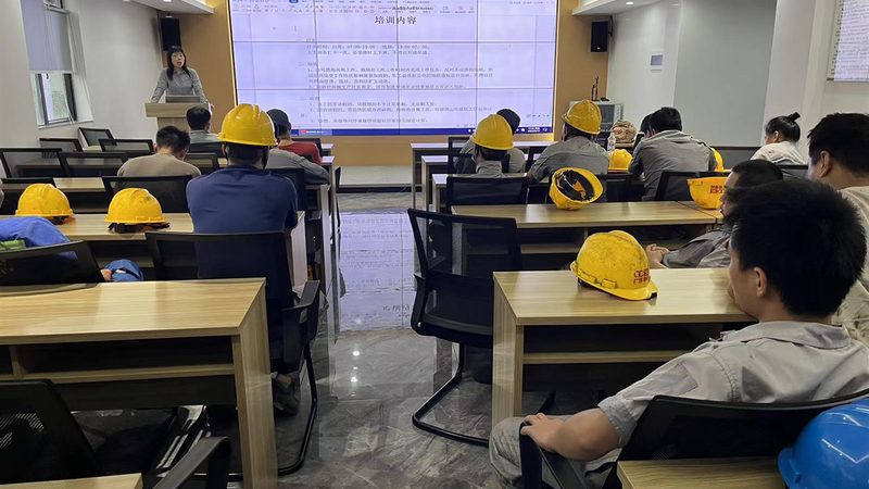 以某机构课程体系为例，该机构针对数学不考或要求较低的专业，设置了以下课程：