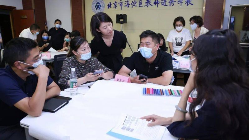 叉车安全操作规范：最新版解读与实操要点